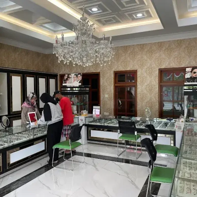 Testimoni Pelanggan Optik Tamsis: Cerita Nyata