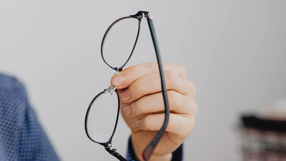 Cara Order Kacamata Online di Optik Tamsis